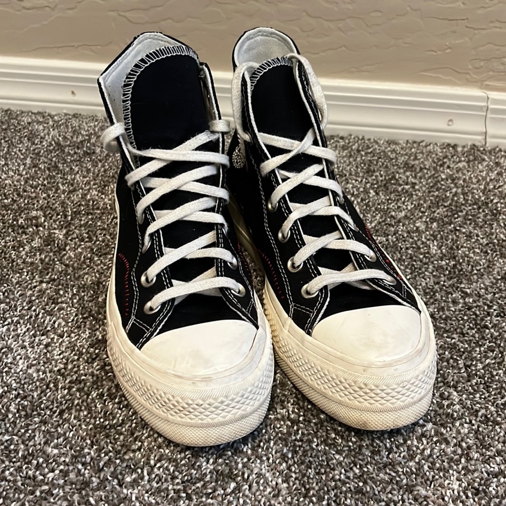Converse Chuck Taylor All Star Lift Floral Sneakers size 8